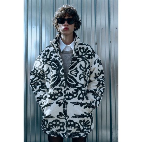 NWT Zara Blogger’s Favorite Printed Quilted Oversized Sweatshirt Jacket, Medium - Picture 6 of 16